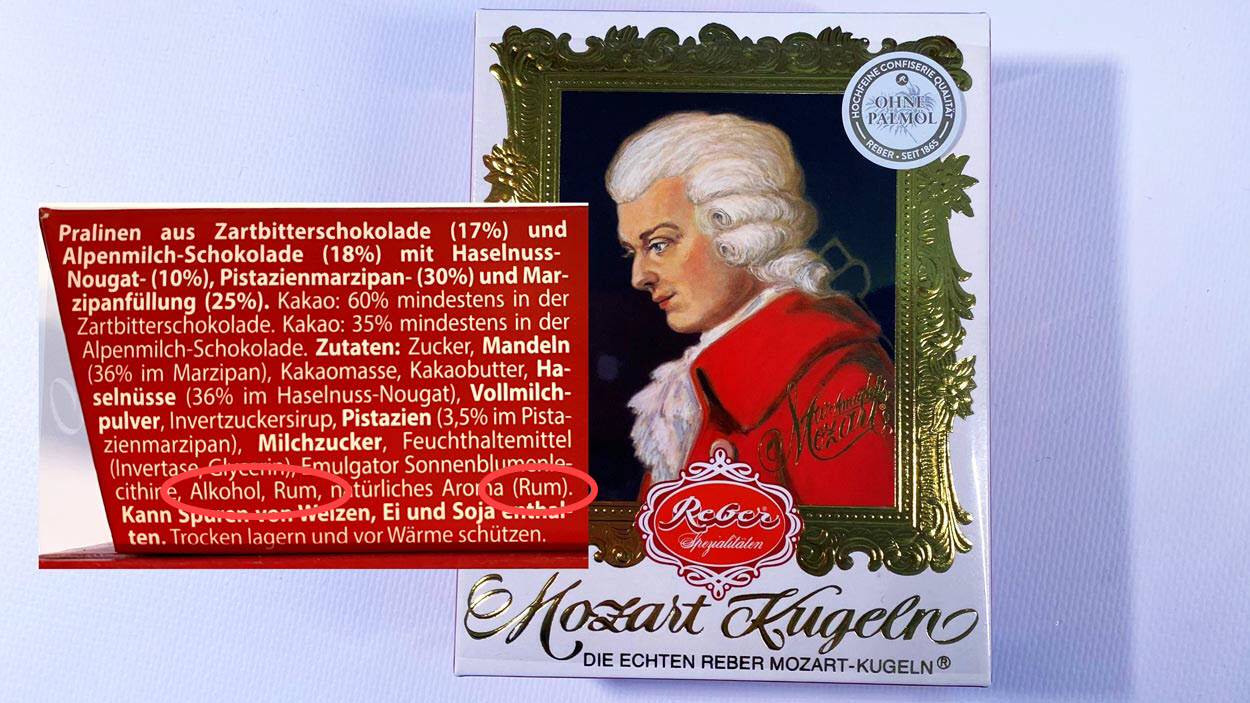 Mozartkugeln Produktauswahl zu Alkohol in Lebensmitteln Kuchen Desserts Fertigsuppen Saucen (c) Verbraucherzentrale Brandenburg