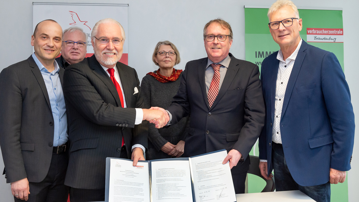 Übergabe der mehrjährigen Fördervereinbarung MdJEV und VZB am 11.03.2019 in Potsdam (c) VZB / Karla Fritze