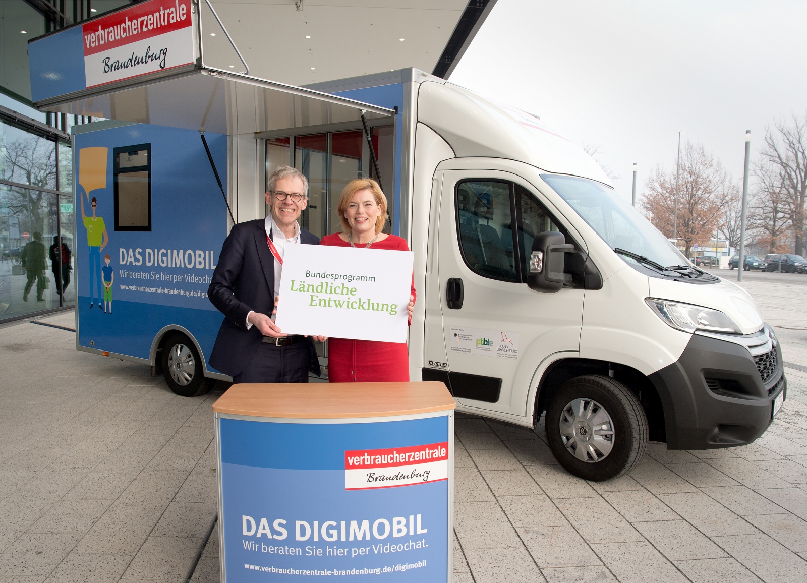Präsentation Digimobil VZB Fahrzeug IGW 2019 Julia Klöckner BMEL (c) Thomas Ecke