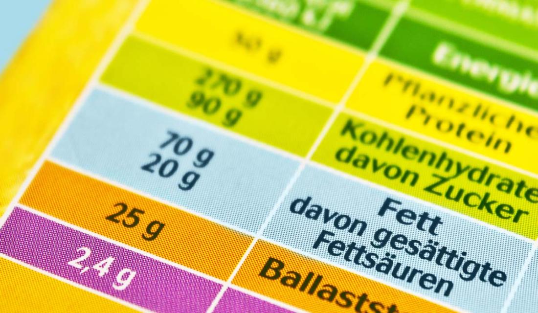 Nährwerttabelle Teaser-Bild Convenience Food Lebensmittelkennzeichnung Fotolia_PhotoSG