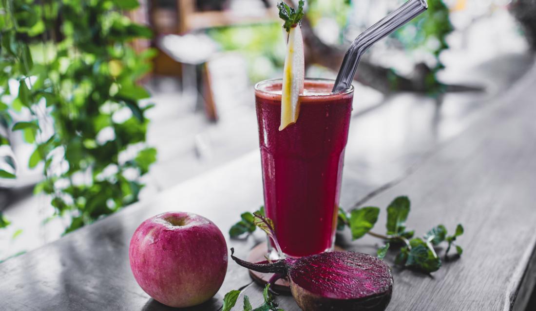 Mach-Bar-Tour Trendgetränke Workshop VZB (c) ROMAN ODINTSOV / pexels