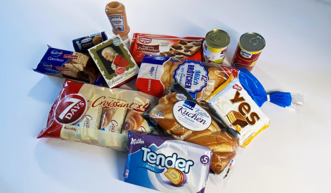 Produktauswahl zu Alkohol in Lebensmitteln Kuchen Desserts Fertigsuppen Saucen (c) Verbraucherzentrale Brandenburg