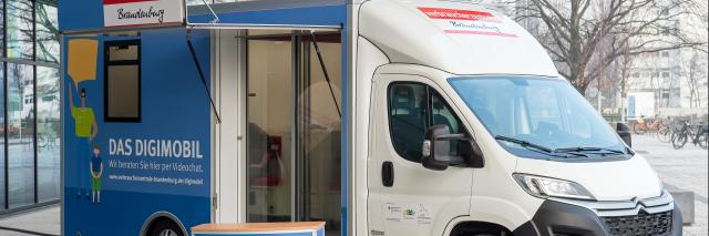 Digimobil der Verbraucherzentrale Brandenburg