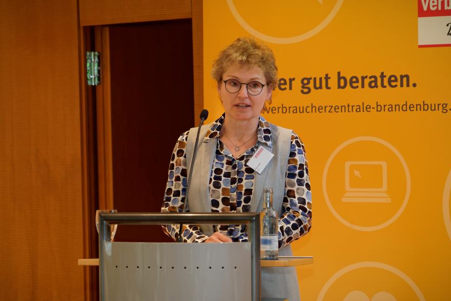 Dr. Antje Töpfer_(c)_Uwe Tuchen_VZB